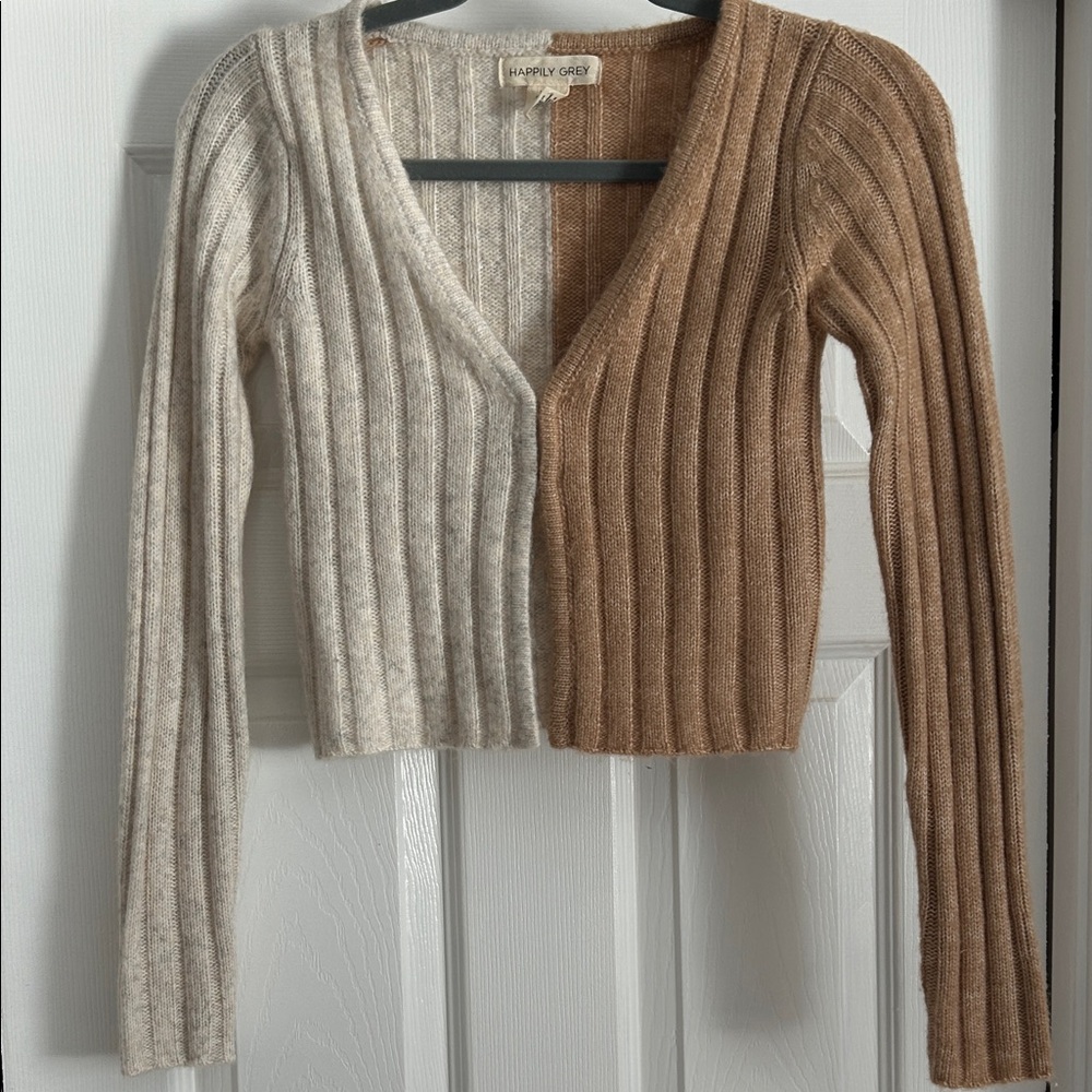 Women's Two-Tone Sweater NWOT